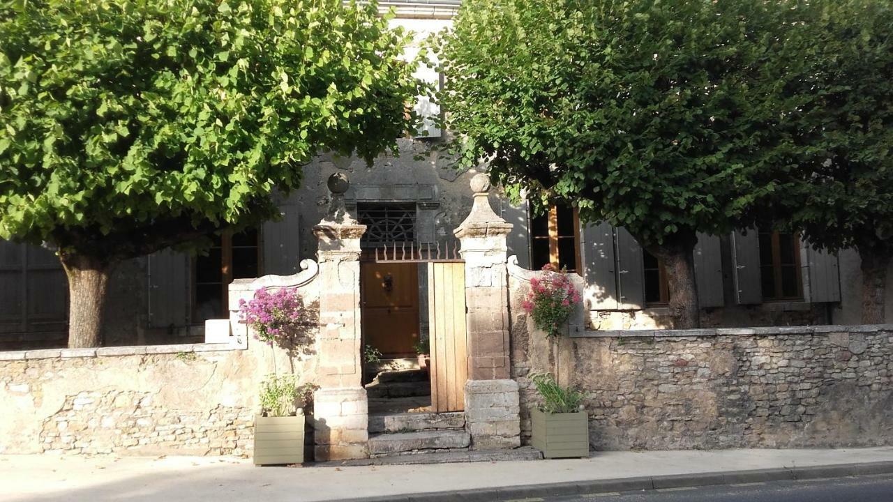 Les Chambres De La Basilique Neuvy-Saint-Sépulchre Kültér fotó